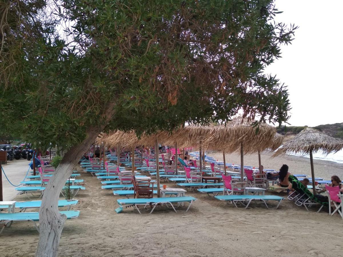 阿纳维索斯 Saronic View旅馆 外观 照片
